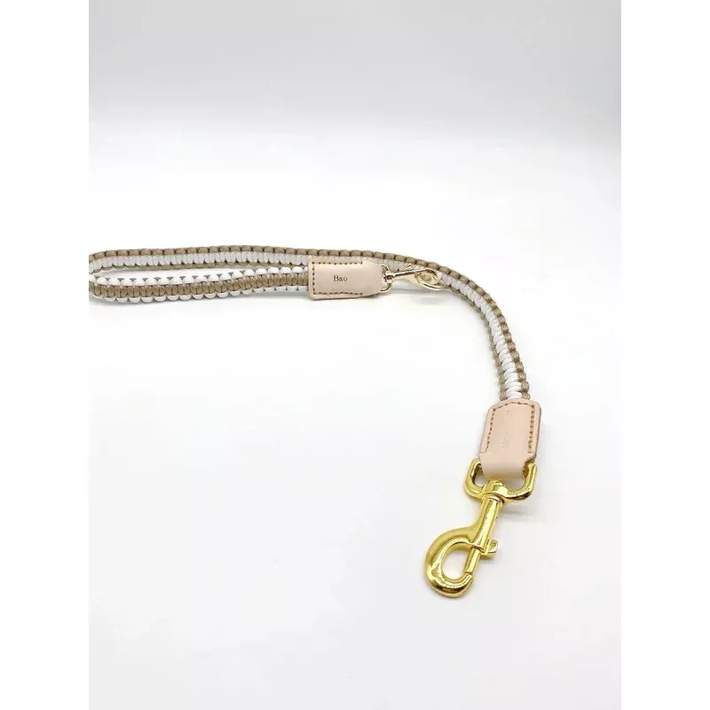 APRICUS // traffic leash