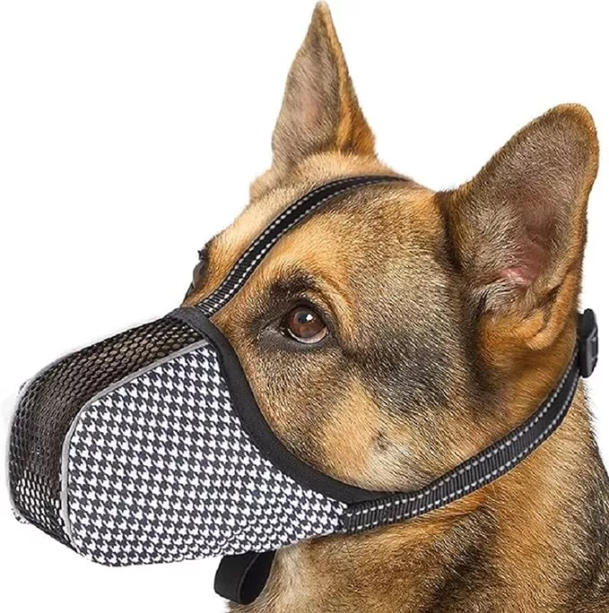 Dog Muzzle for Extra Large Breed Dogs to Prevent Biting Chewing Barking Soft Air Mesh Muzzles Reflective Ajustable Full Coverage Dog Mouth Guard Cover for Grooming Scavenging Black XL