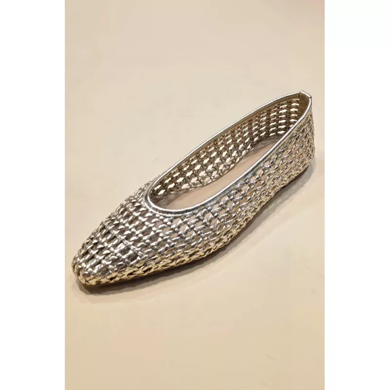 Highway 07 Slip-on Woven Flat Shoes