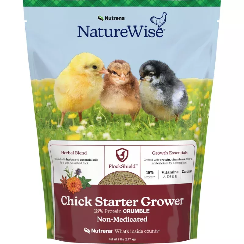 Nutrena NatureWise Chick Starter Grower 18% Protein Crumble Feed