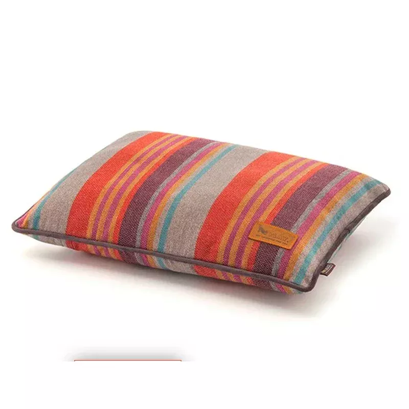 P.L.A.Y. Pillow Bed