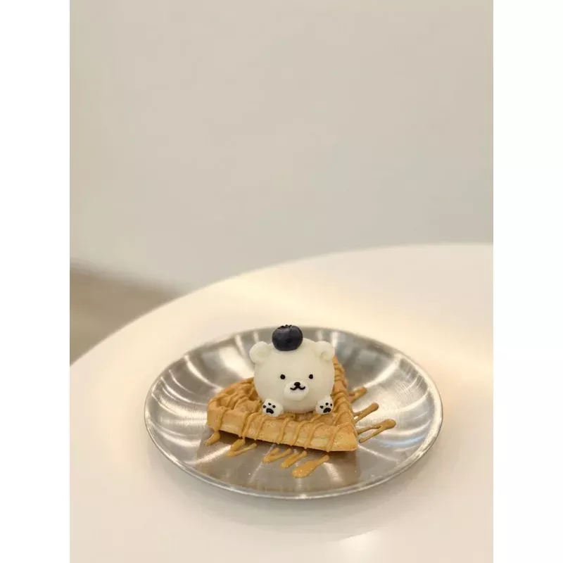 PEANUT BUTTER WAFFLE // pet cake
