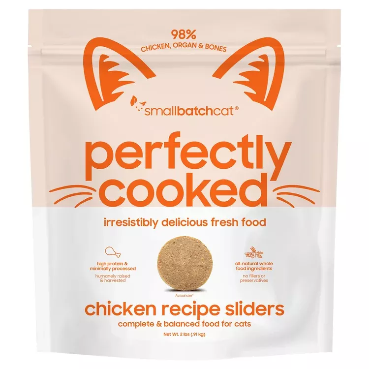 Smallbatch Perfectly Cooked Frozen Cat Food – Chicken – 2lb Bag