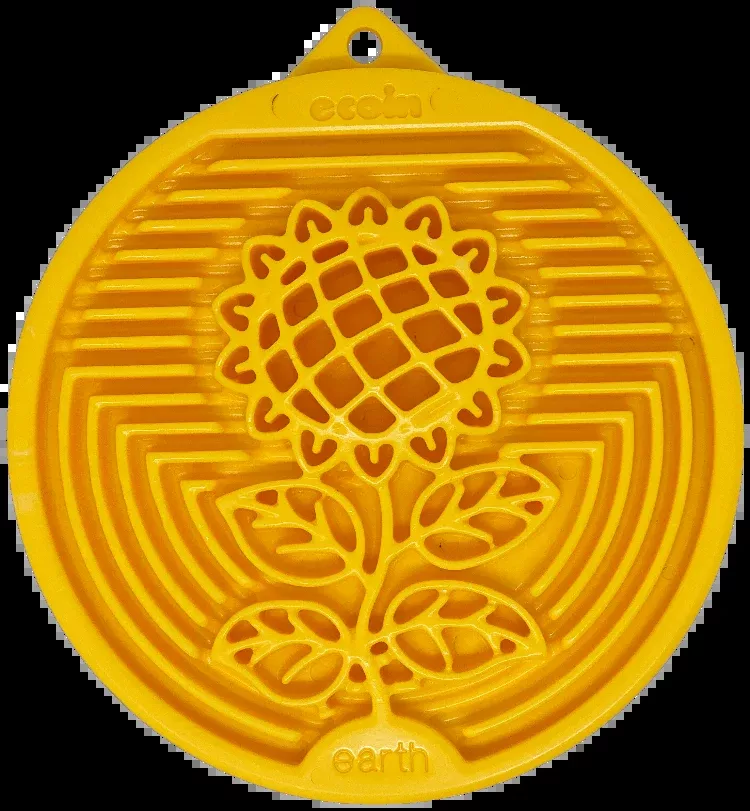 SodaPup Earth eCoin Durable Licking Device